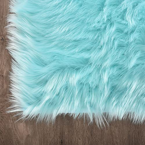 Light Blue Fur Round Rug 3ft Faux Sheepskin Circle Rug for Living Room Boho Rugs Bedroom Rugs Fluffy Rug for Teen Room Dorm Cute Room Décor (3' (Round) / Light Blue)