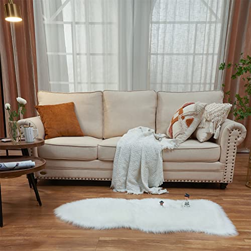 Ultra Soft Fluffy Shaggy Area Rug Faux Fur Rug Chair Cover Seat Pad Fuzzy Area Rug for Bedroom Floor Sofa Living Room (White / 2' x 4' (Sheepskin))
