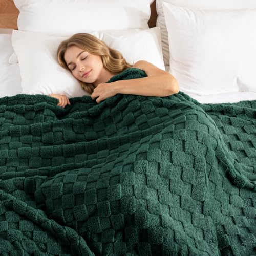 3D Checkered Fleece King Blanket for Bed (Green / King (104"x90"))