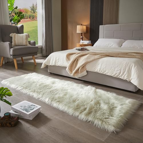 Faux Fur Rug Light Grey Ultra Soft Fluffy Shag Sheepskin Rug (2' x 6' (Rectangular) / Light Grey)
