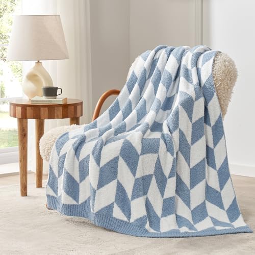 Twin Size Blue Blankets for Bed (Chevron Blue / Twin (60"x80"))