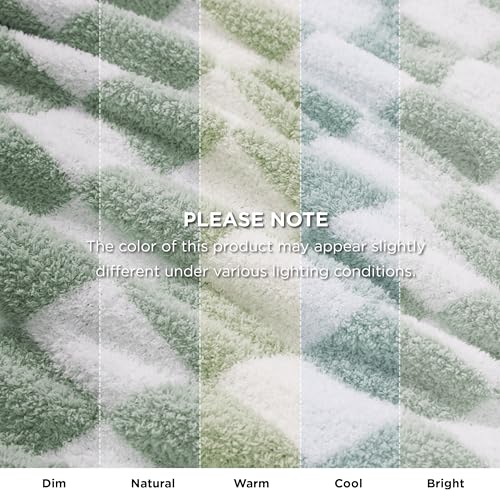 GentleSoft Checkered Throw Blanket for Couch (09 - Checkered Green / Throw (50" X 60"))