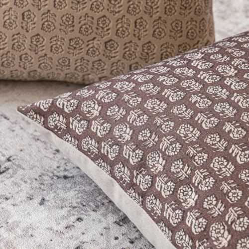 Decorative Floral Print Throw Pillow Covers 18×18 Inch (18" x 18" (Pack of 2) / Withered Rose)