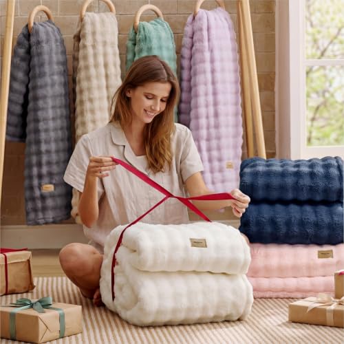 Cloud Bubble King Throw Blanket for Bed (Navy Blue / King (108" X 90"))