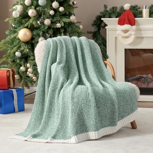Green Throw Blanket (Green / Throw (50"x60"))