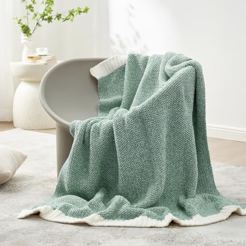 Green Throw Blanket (Green / Throw (50"x60"))