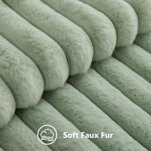 Fall Faux Fur Throw Pillow Covers 26x26 Set of 2 Sage Green (Sage Green / 26" x 26" (Pack of 2))