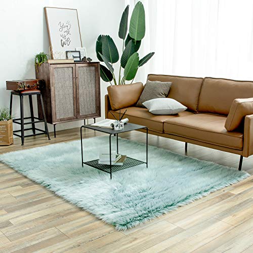 Ashler Faux Fur Rug (7' x 5' (Rectangular) / R-frosted Bottom Turquoise)