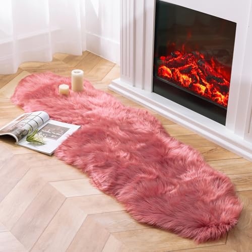 Ashler Faux Fur Rug (2' x 6' (Irregular) / C-blush Pink)