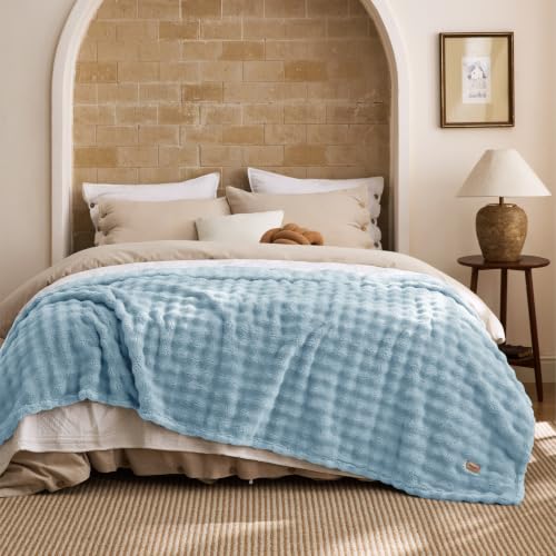 Cloud Bubble King Throw Blanket for Bed (Light Blue / King (108" X 90"))
