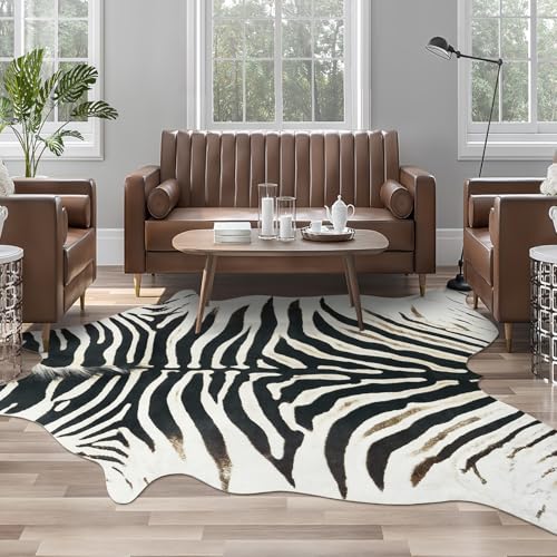 Western Faux Zebra Rug (6'3" x 7' (Irregular) / Black and White)