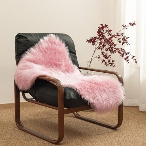 Ashler Faux Fur Area Rug (3' x 2' (Irregular) / Pink)