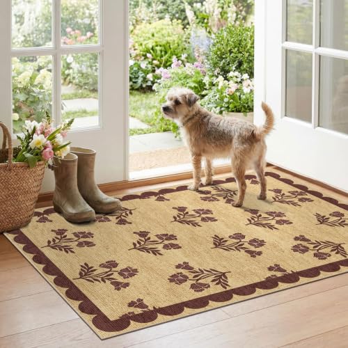 Floral Entry Rug (Flower - Wheat/Burgundy / 2'4" x 3'7" (Rectangular))