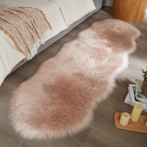 Faux Sheepskin Rug (2' x 6' (Sheepskin) / Pink)