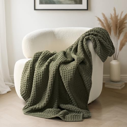 HOME Chunky Chenille Knit Throw Blanket (Olive Green / 60" X 80")