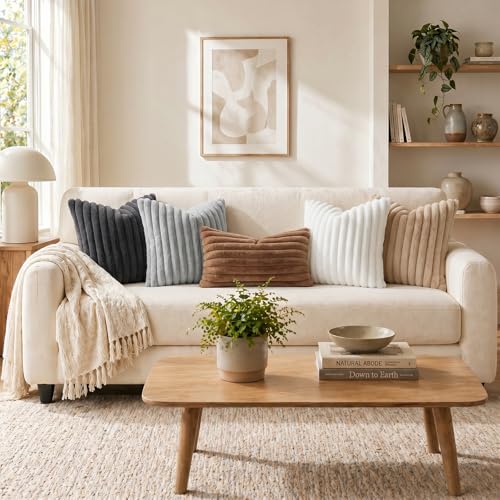 Faux Fur Decorative Throw Pillow Covers 16x16 Set of 2 (White / 16" x 16" (Pack of 2))