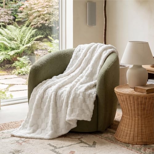 Checkered Fleece Throw Blankets for Bed (White / Throw XL (50" X 70"))