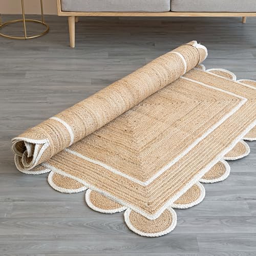 Scalloped Natural Jute Area Rug (5' x 8' (Rectangular))