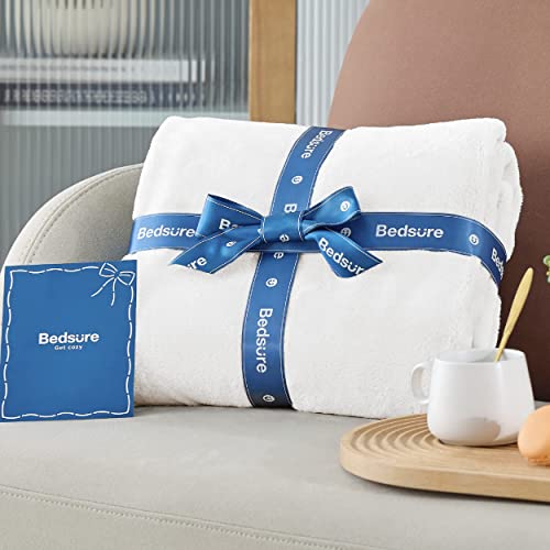 GentleSoft Fleece Bed Blankets Full Size White (04 - White / Full (84" x 90"))