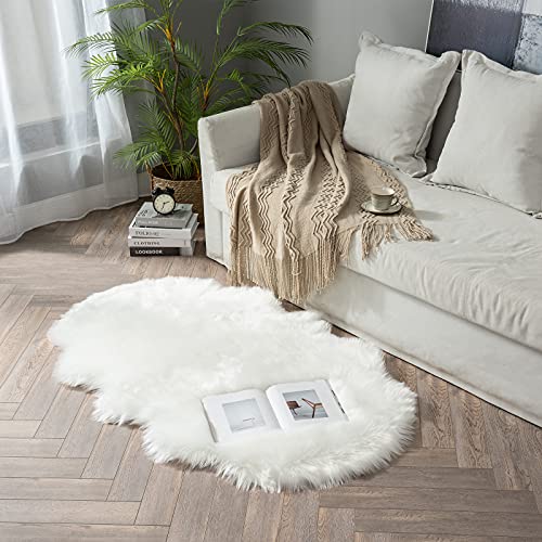 Fluffy Area Rug 3x5 ft Faux Fur Sheepskin Rug for Bedroom White (3' x 5' (Sheepskin) / White)