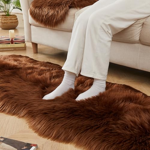 Faux Sheepskin Rug (2' x 6' (Sheepskin) / Coffee)