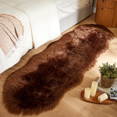 Faux Sheepskin Rug (2' x 6' (Sheepskin) / Coffee)
