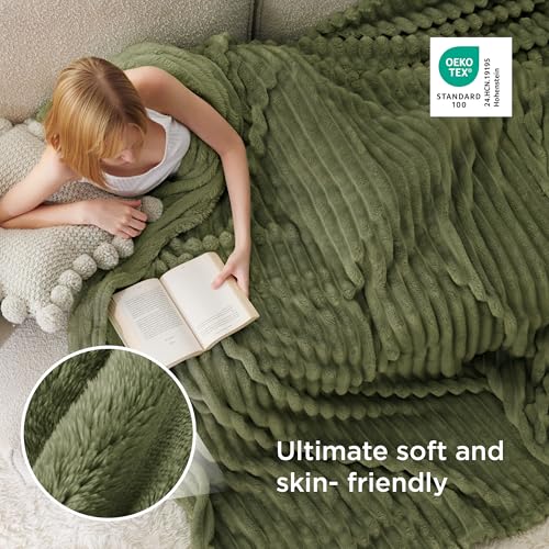Soft Cal King Size Blanket for Bed Moss 102"x96" (Moss / California King)