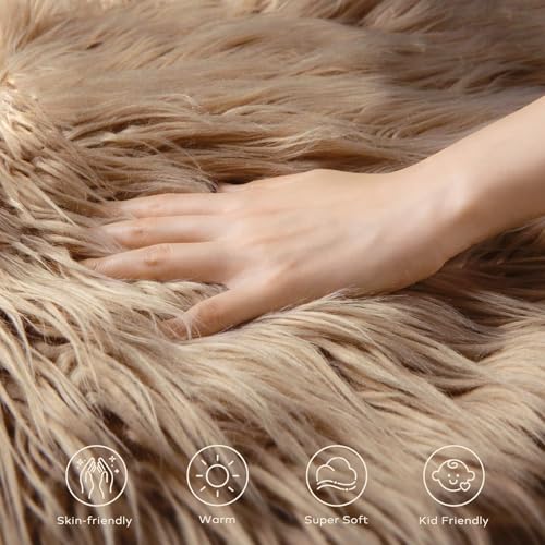 Ashler Faux Fur Rug (3' x 2' (Irregular) / C-beige)