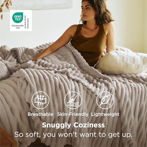Soft Full Size Fleece Blankets for Bed Beige 84"x90" (Beige / Full)