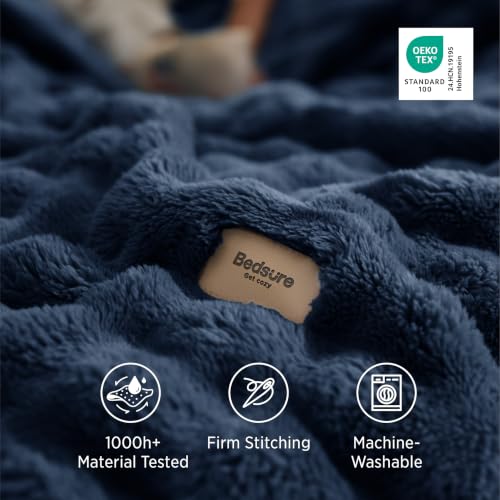 Cloud Bubble King Throw Blanket for Bed (Navy Blue / King (108" X 90"))