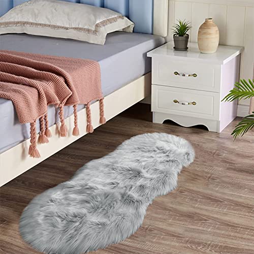 Faux Sheepskin Fur Rug 2x4 Feet Light Grey Fluffy Rugs Shag Furry Rug Small Area Rugs Carpet for Bedroom Living Room (2' x 4' (Sheepskin) / Grey)