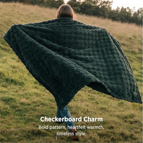 Checkered Fleece Throw Blankets for Bed (Dark Green / Throw XL (50" X 70"))