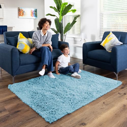 Light Blue Rug (Light Blue / 4' x 6' (Rectangular))
