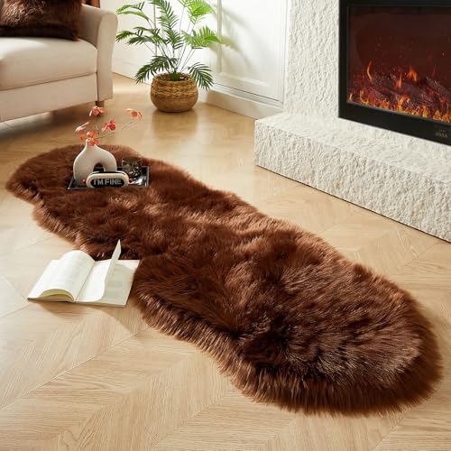 Faux Sheepskin Rug (2' x 6' (Sheepskin) / Coffee)