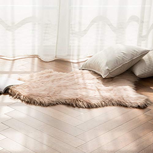 Fluffy Area Rug 2x3 ft Faux Fur Sheepskin Rug for Bedroom Khaki (2' x 3' (Rectangular) / Khaki)