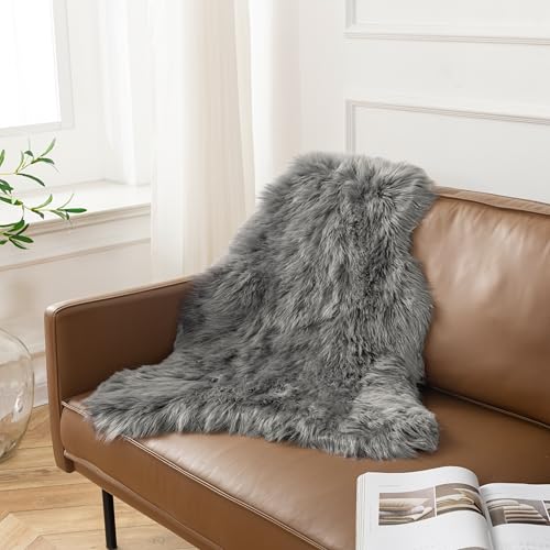 Ashler Faux Fur Rug (3' x 2' (Irregular) / C-dark Grey)