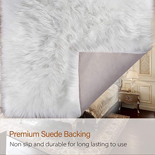 Soft Fluffy Faux Fur Rugs for Bedroom Bedside Rug 4x6 Feet (White / 4 x 6 Feet (Rectangular))