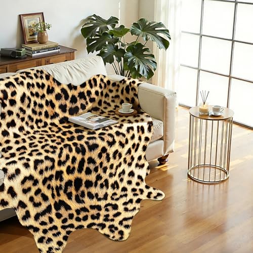 Western Faux Leopard Rug (6'3" x 5'2" (6.2"×5.2 ft) / Black and Gold)