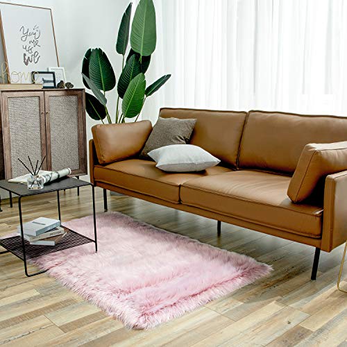 Ashler faux fur rug (5' x 3' (Rectangular) / R-frosted Bottom Pink)