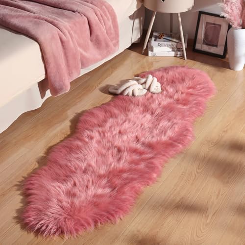 Ashler Faux Fur Rug (2' x 6' (Irregular) / C-blush Pink)