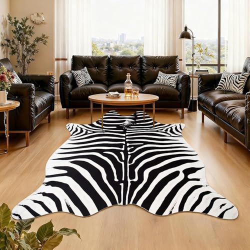 Faux Zebra Rug (5'2" x 4'7" (5.2x4.6 ft) / Black and White)