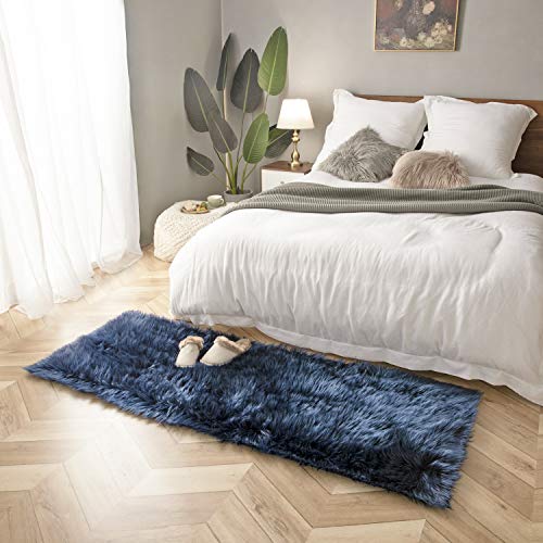 Ashler Faux Fur Rug (6' x 2'2" (Rectangular) / C-navy Blue)