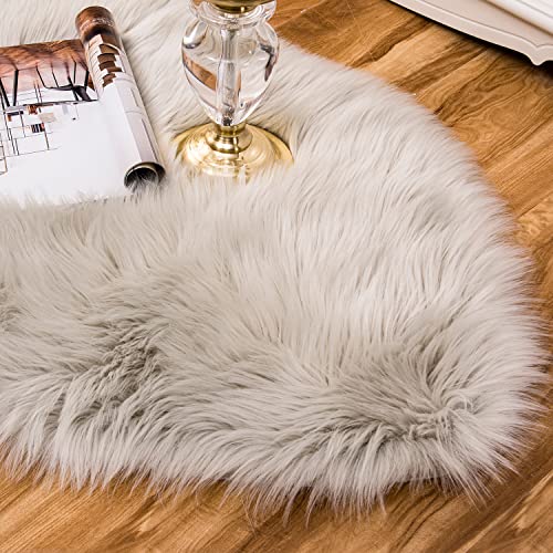 Ultra Soft Fluffy Shaggy Area Rug Faux Fur Rug Chair Cover Seat Pad Fuzzy Area Rug for Bedroom Floor Sofa Living Room (Light Grey / 2' x 4' (Sheepskin))