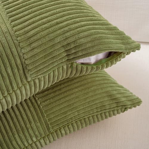 2 Packs Moss Green Decorative Throw Pillow Covers 18x18 Inch for Living Room Couch Bed Sofa (Moss Green / 18" x 18" (Pack of 2))