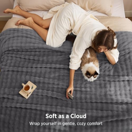 Cloud Bubble King Throw Blanket for Bed (07 Grey / King (108" X 90"))