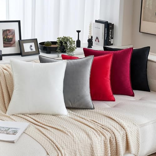 Christmas Decorative Red Velvet Throw Pillow Covers for Couch 22x22 (22" x 22" (Pack of 2) / Red)