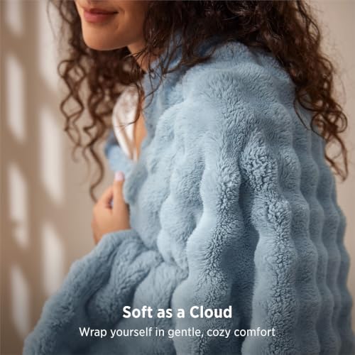Cloud Bubble Blue Throw Blanket for Couch (03 Celestial Blue / Throw (50" X 60"))