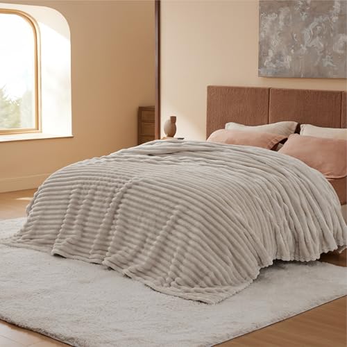 Soft King Size Blankets for Bed Beige 108"x90" (Beige / King)