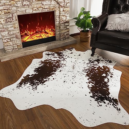 Faux Cowhide Rug (4'7" X 5'2" (Irregular) / White and Brown)
