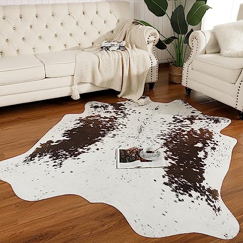 Faux Cowhide Rug (4'7" X 5'2" (Irregular) / White and Brown)